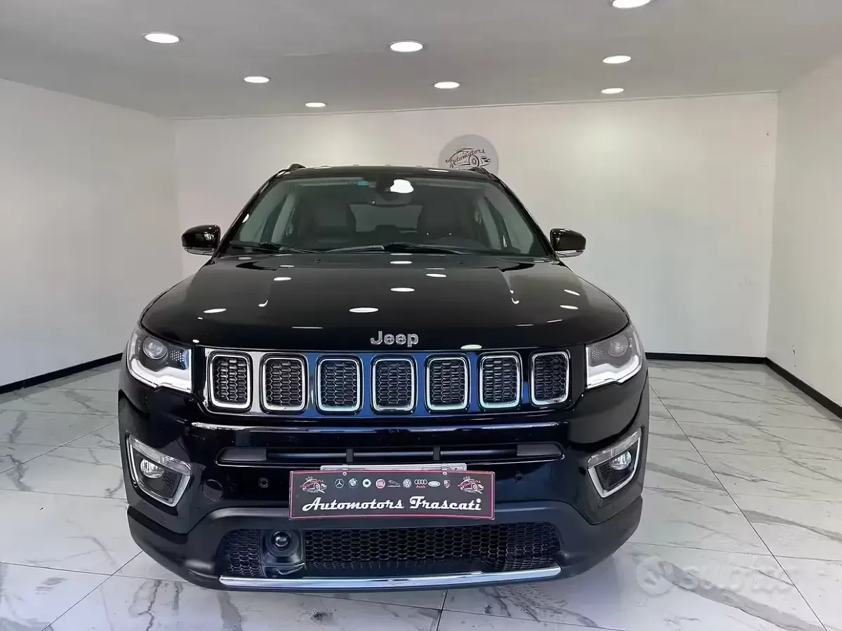 Usata Jeep Compass Limited 140 CV (102 kW) 2018 Nero SUV