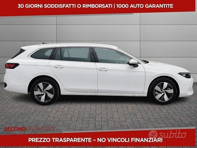 Nuova VW Passat Business 150 CV (110 kW) 2025 Bianco Station wagon