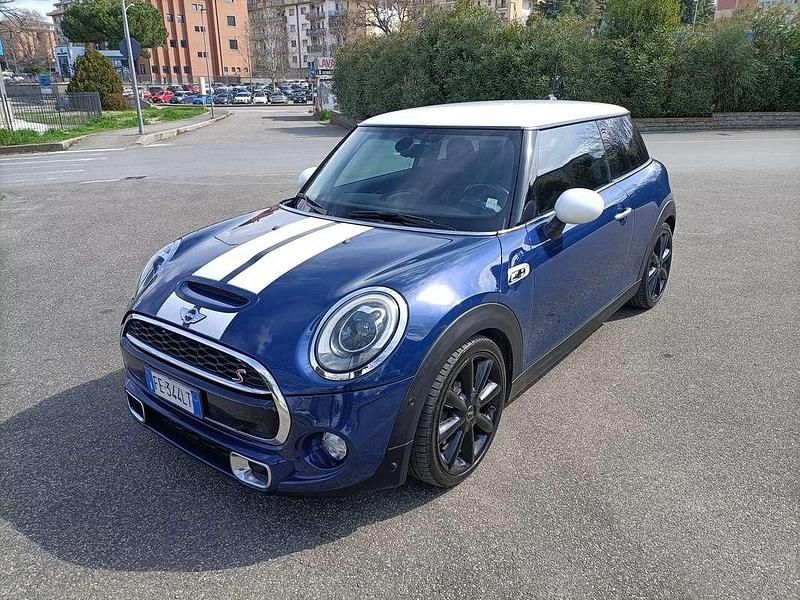 Usata Mini Cooper SD Hype 170 CV (125 kW) 2016 Blu/azzurro Utilitaria
