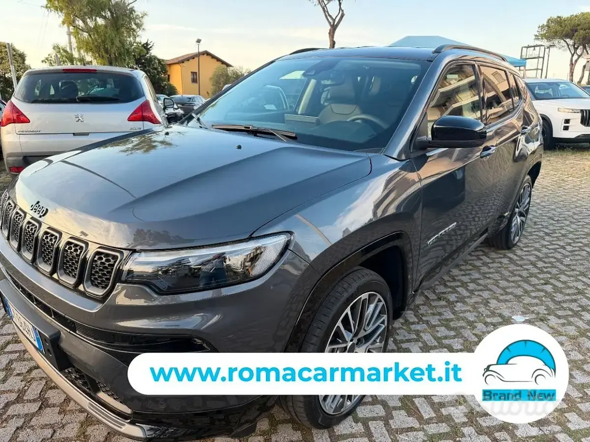 Usata Jeep Compass Summit 131 CV (96 kW) 2025 Grigio SUV