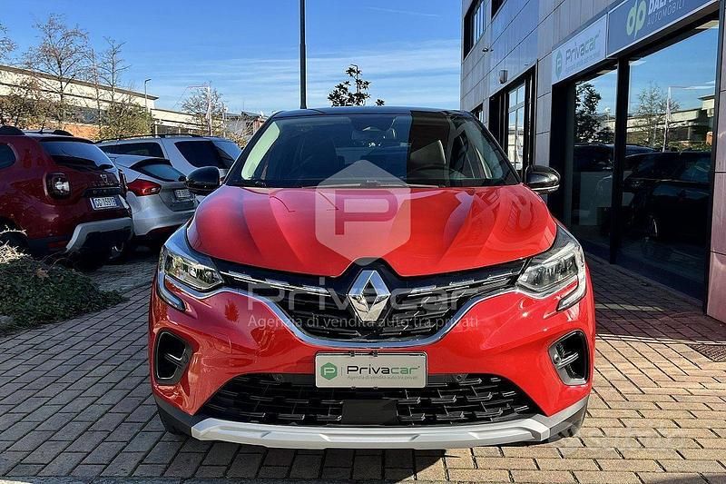 Usata Renault Captur Equilibre 101 CV (74 kW) 2023 Rosso SUV