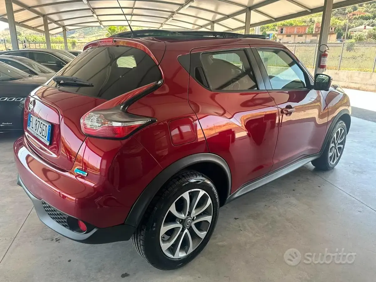 Usata Nissan Juke Tekna 110 CV (80 kW) 2016 Rosso SUV