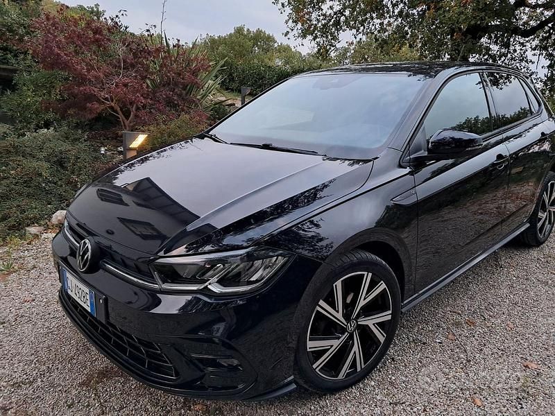 Usata VW Polo R-line 2022 Nero Utilitaria