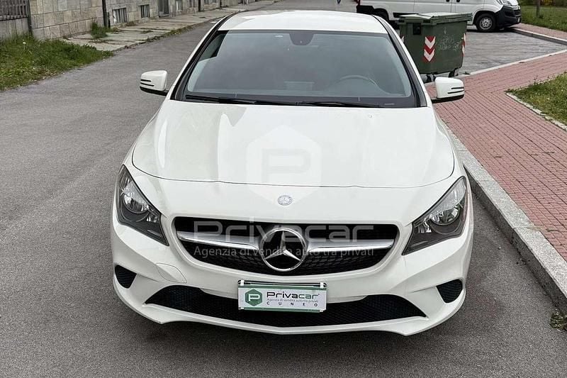 Käytetty Mercedes CLA220 177 HP (130 kW) 2015 Valkoinen Sedan