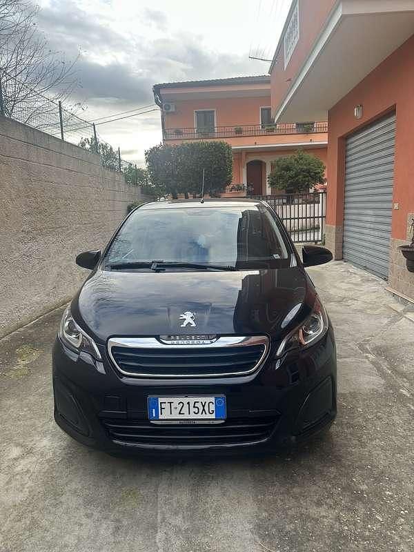 Usata 2019 Peugeot 108 Style Due volumi | 8000 € (Ottimo prezzo) - Immagine 1/4