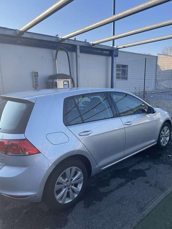Usata VW Golf VII Comfortline 105 CV (77 kW) 2013 Grigio Berlina