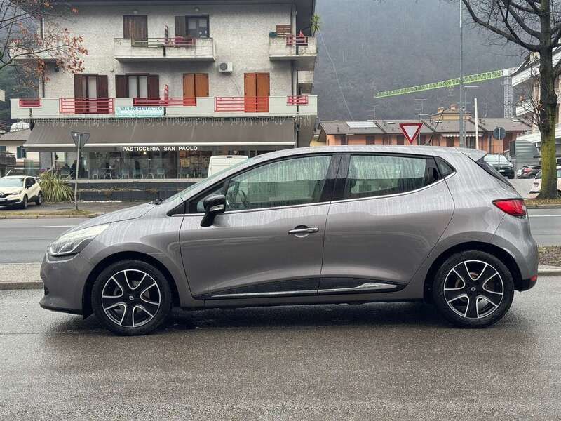 Usata Renault Clio IV 90 CV (66 kW) 2015 Argento Berlina