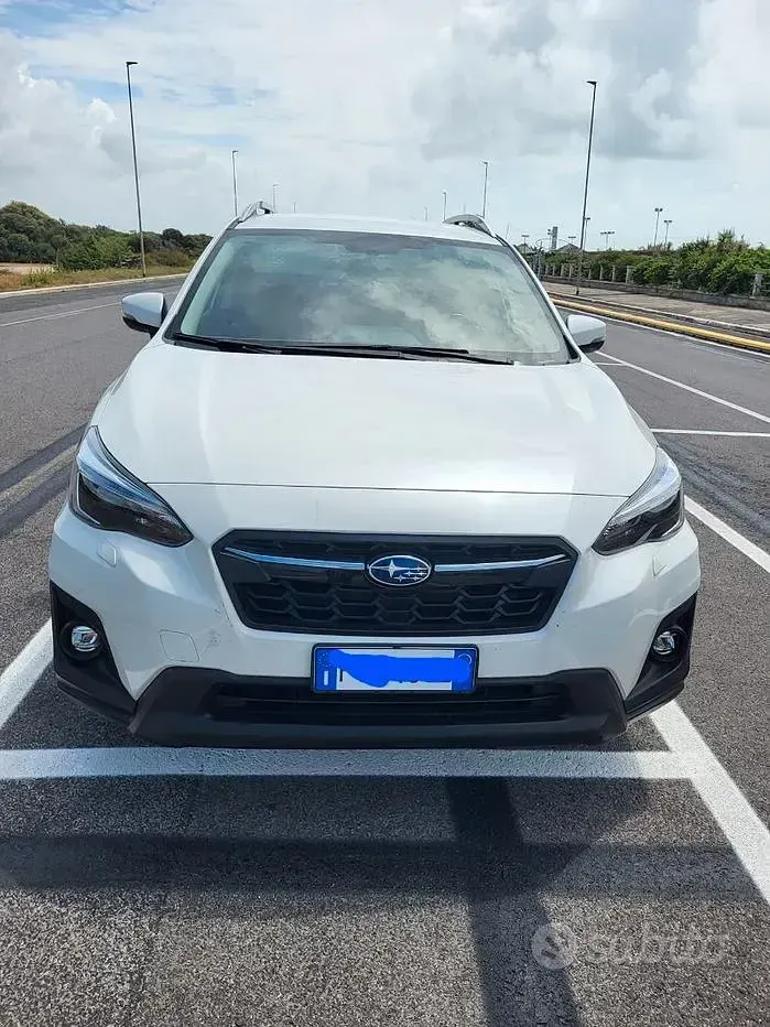 Usata Subaru XV Style 114 CV (83 kW) 2019 Bianco SUV
