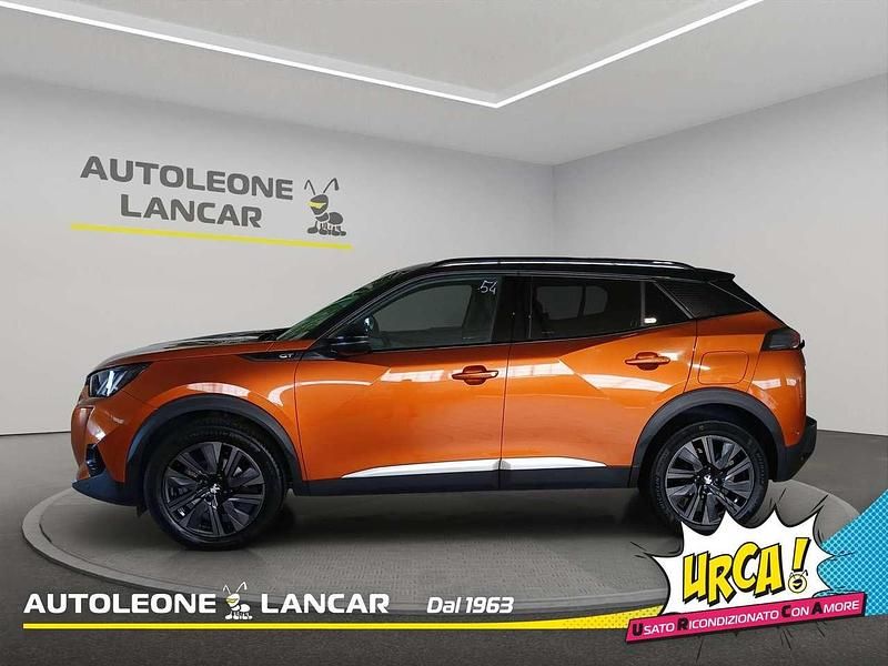 Usata Peugeot 2008 GT 155 CV (114 kW) 2020 Arancio SUV