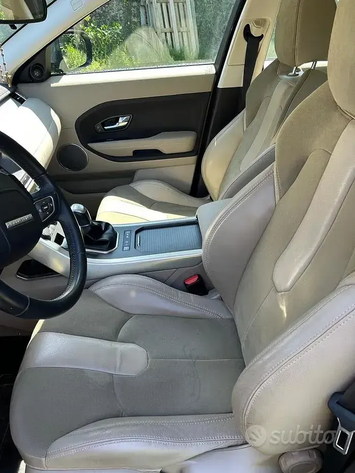 Usata Land Rover Range Rover evoque Pure 150 CV (110 kW) 2013 Bluazzurro SUV