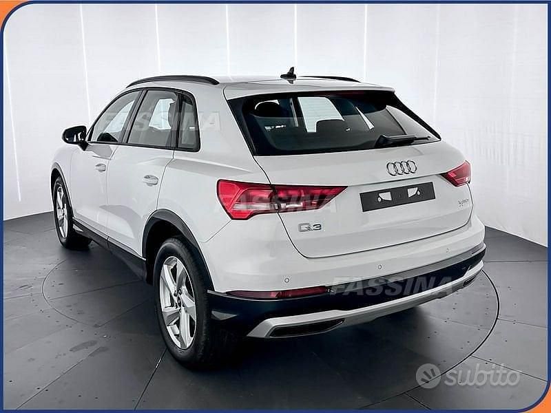 Usata Audi Q3 Advanced 150 CV (110 kW) 2023 Bianco SUV