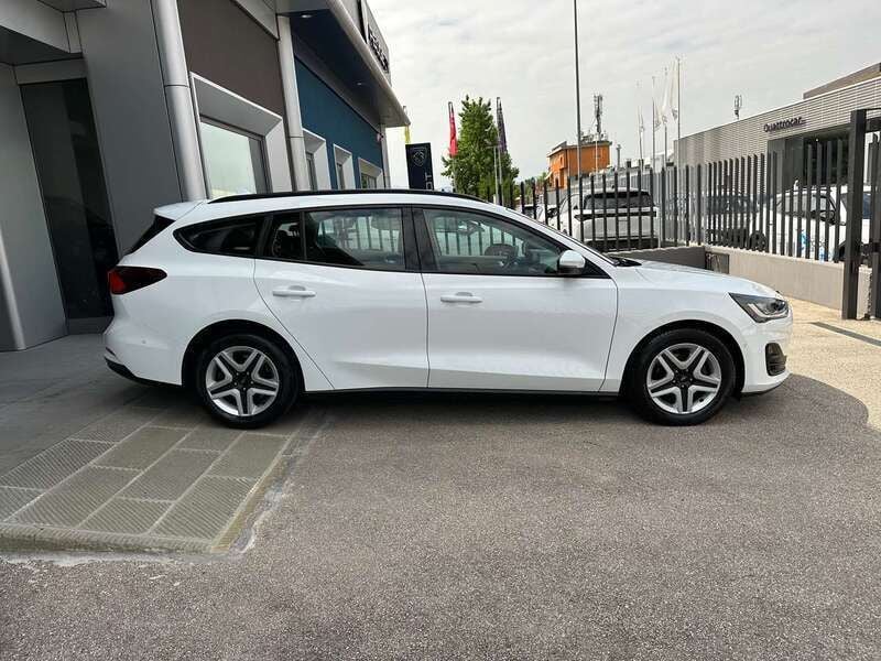 Usata Ford Focus Active 120 CV (88 kW) 2022 Other Station wagon