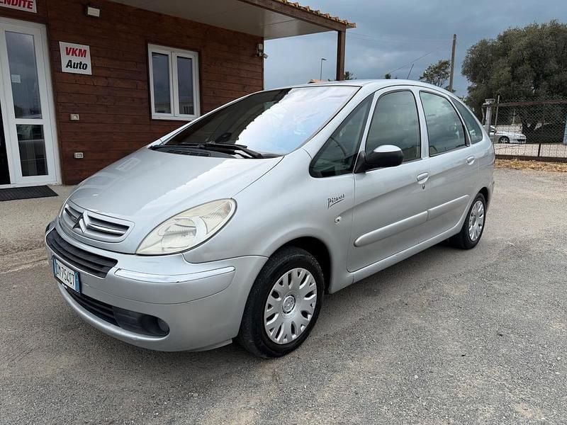 Usata Citroën Xsara Picasso 110 CV (80 kW) 2007 Argento Monovolume