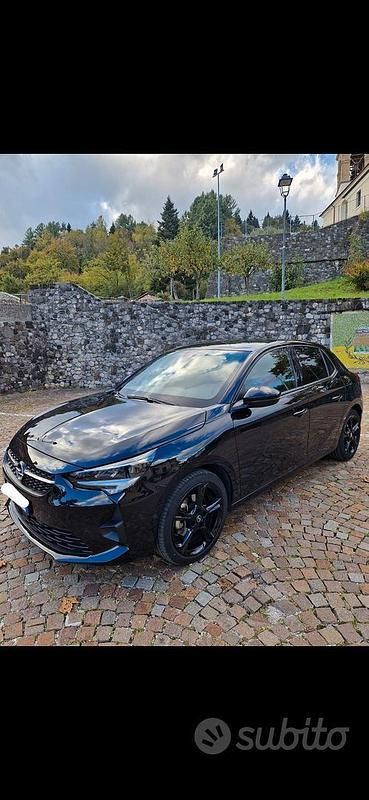 Nero Usata 2022 Opel Corsa GS Line Tre volumi | 15.000 € (Cara) - Immagine 1/4