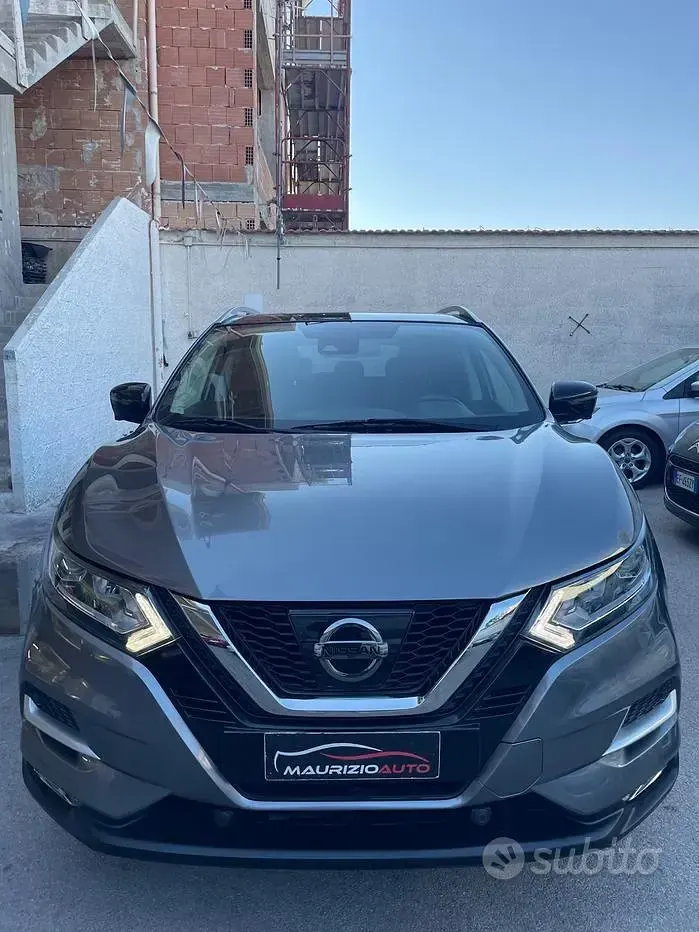 Usata Nissan Qashqai 360º 110 CV (80 kW) 2018 Grigio SUV
