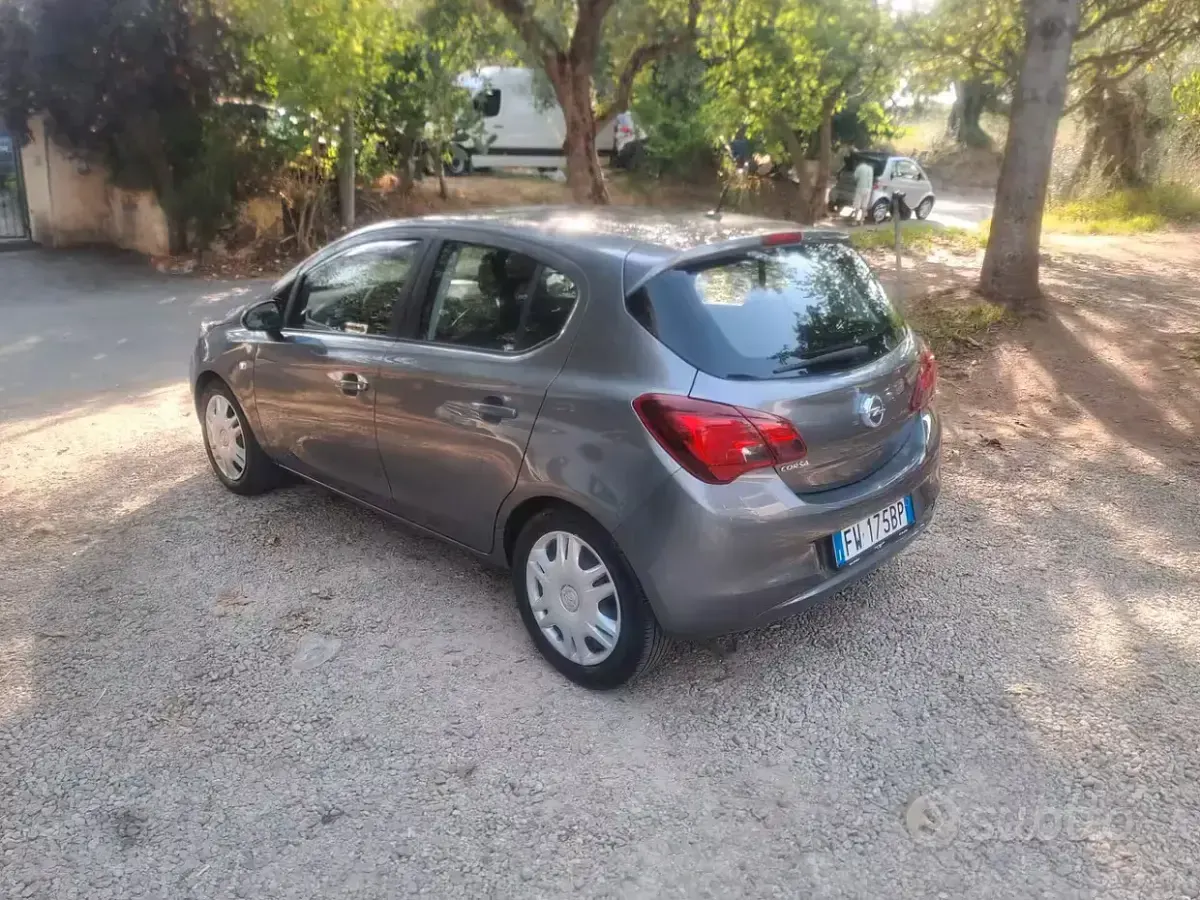 Usata Opel Corsa Innovation 69 CV (50 kW) 2019 Grigio Utilitaria