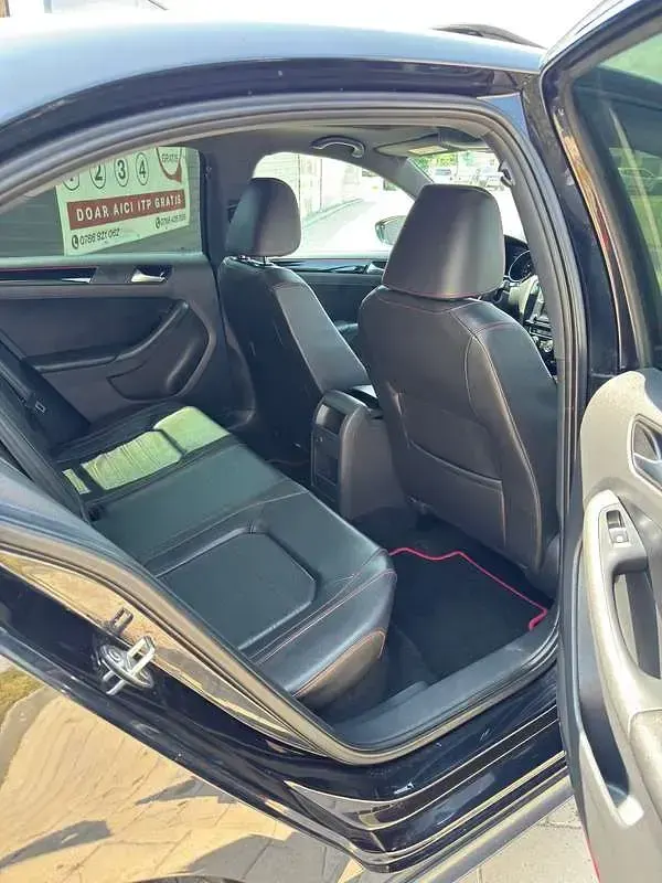 Usata VW Jetta Highline 211 CV (155 kW) 2016 Berlina