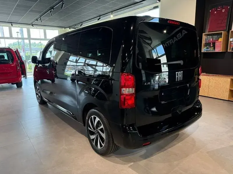 Nuova Fiat E-Ulysse La Prima 131 kW (179 CV) 2026 Nero Monovolume