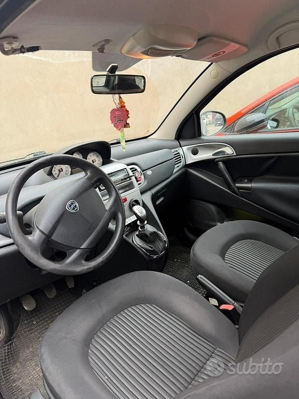 Usata Lancia Ypsilon 2010 Utilitaria