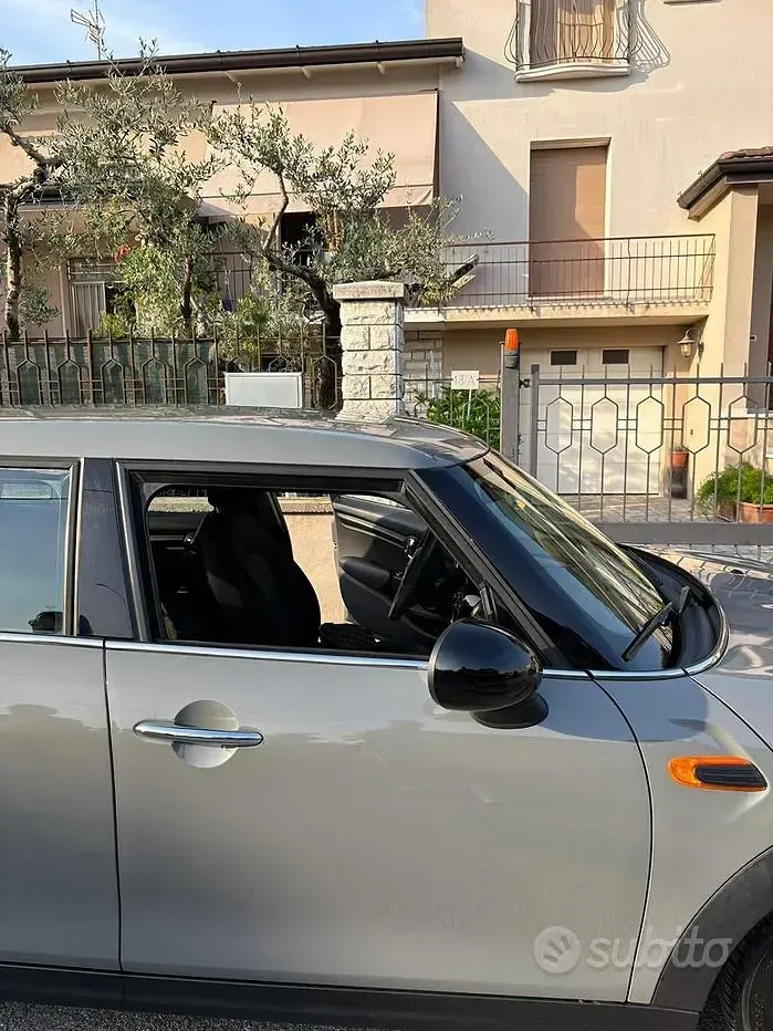 Usata Mini Cooper 2018 Grigio Utilitaria