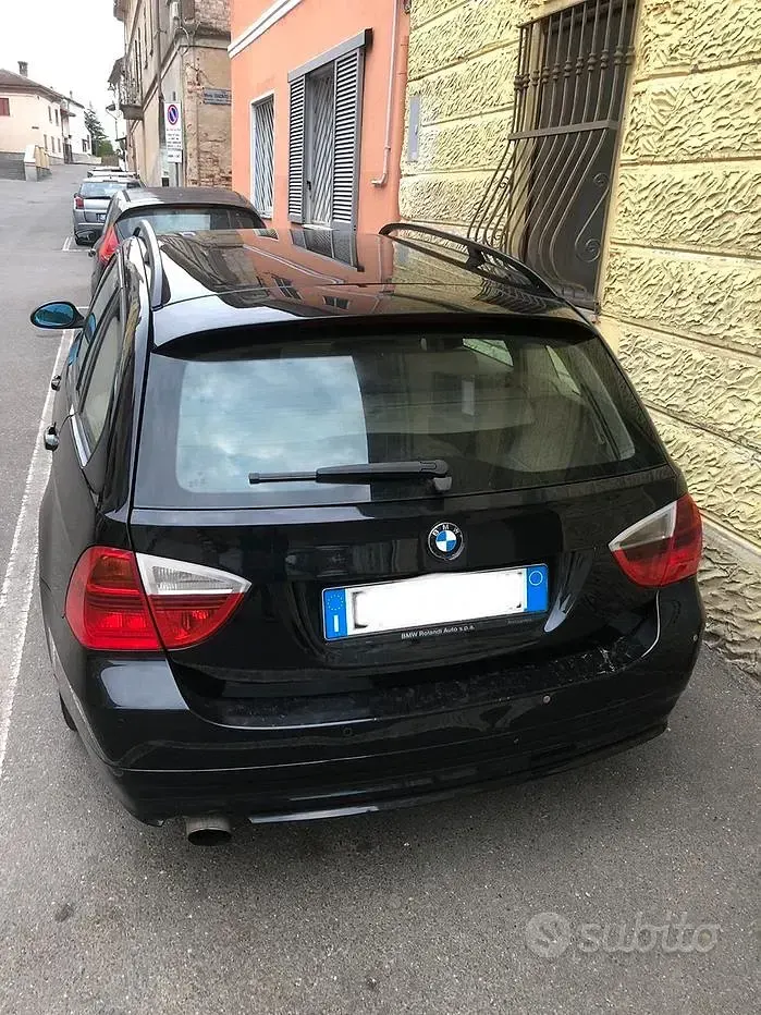 Usata BMW 320 170 CV (125 kW) 2007 Nero Station wagon