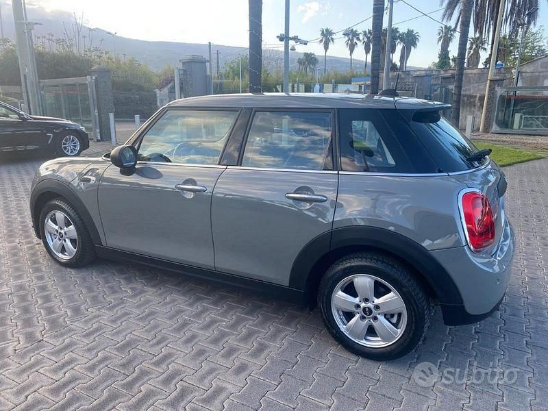 Usata Mini ONE Business 95 CV (69 kW) 2018 Grigio Utilitaria
