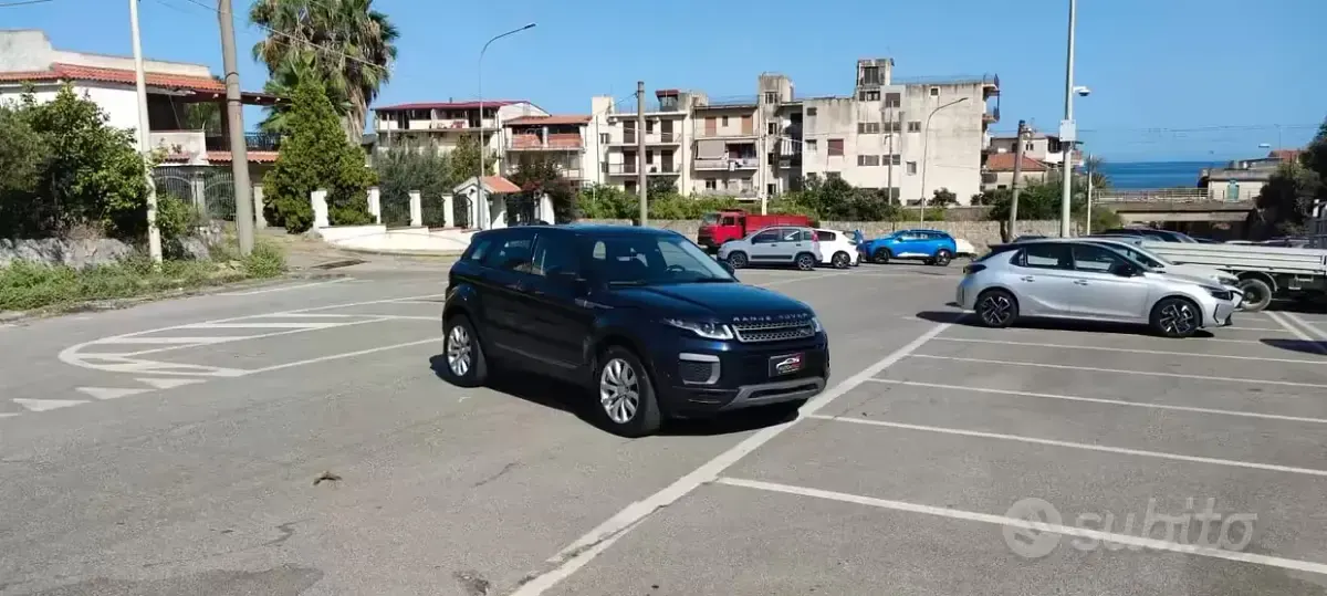 Usata Land Rover Range Rover evoque 150 CV (110 kW) 2017 Blu SUV
