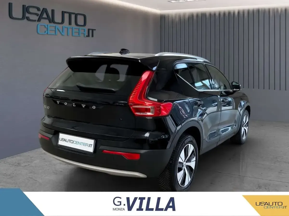 Usata Volvo XC40 Inscription 129 CV (94 kW) 2021 Nero SUV