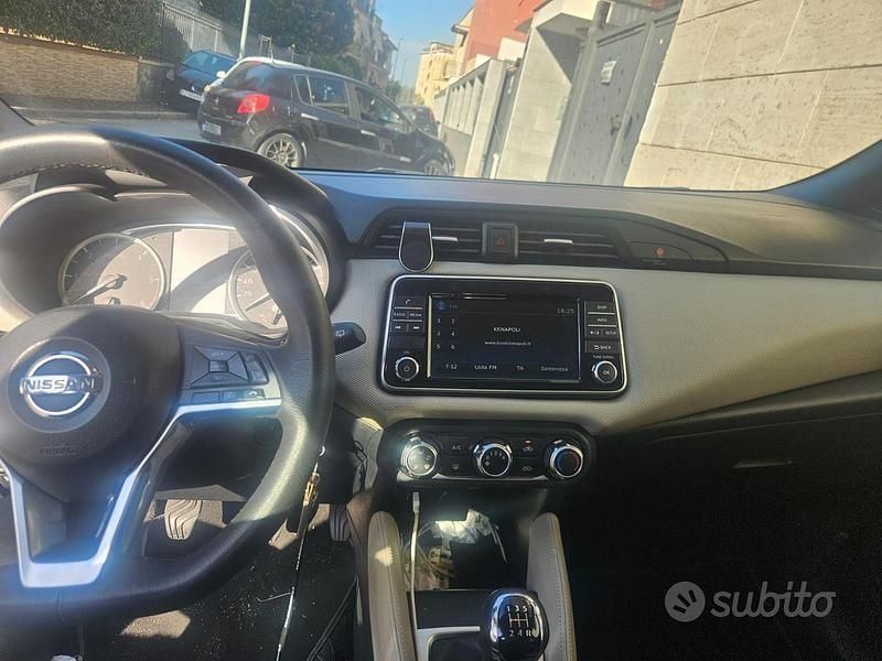 Usata Nissan Micra Acenta 90 CV (66 kW) 2018 Bianco Berlina