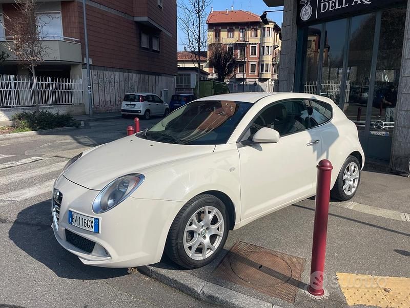 Usata Alfa Romeo MiTo Distinctive 120 CV (88 kW) 2014 Bianco Utilitaria