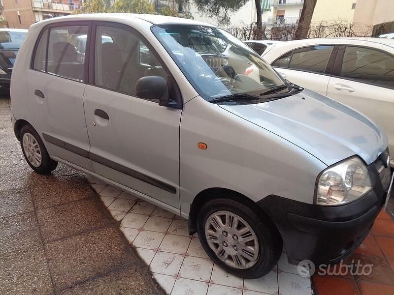 Usata Hyundai Atos Active 62 CV (45 kW) 2006 Blu Utilitaria