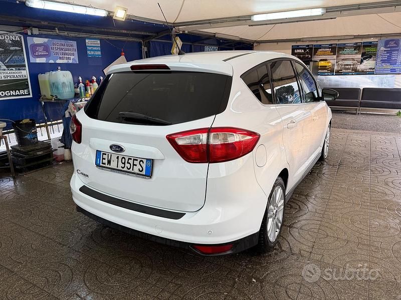 Usata Ford C-MAX Titanium 115 CV (84 kW) 2014 Bianco Monovolume