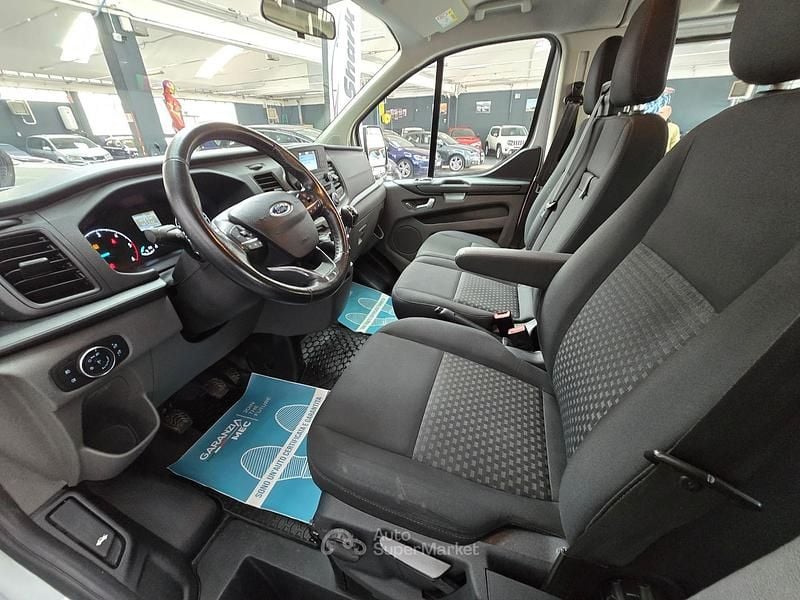 Usata Ford Transit Custom 131 CV (96 kW) 2020 Bianco Monovolume