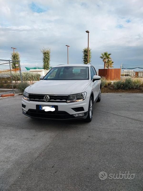 Usata VW Tiguan Business 125 CV (91 kW) 2016 Bianco SUV