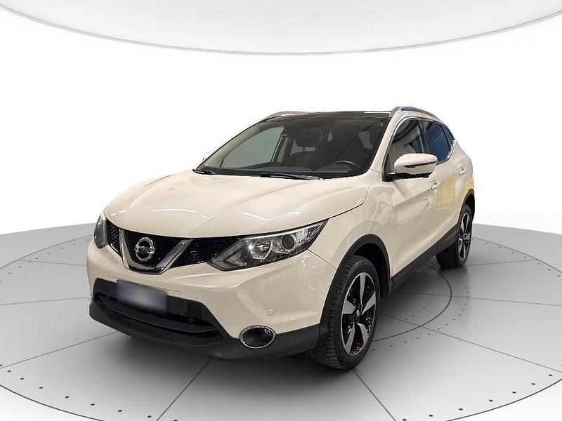 Usata Nissan Qashqai N-Connecta 110 CV (80 kW) 2017 Bianco SUV