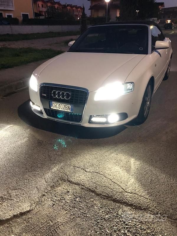 Usata Audi A4 Cabriolet S-Line 170 CV (125 kW) 2008 Bianco Cabrio