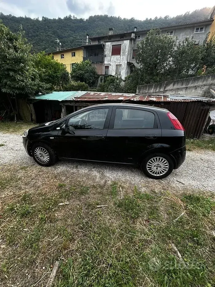 Usata Fiat Punto 75 CV (55 kW) 2008 Nero Utilitaria
