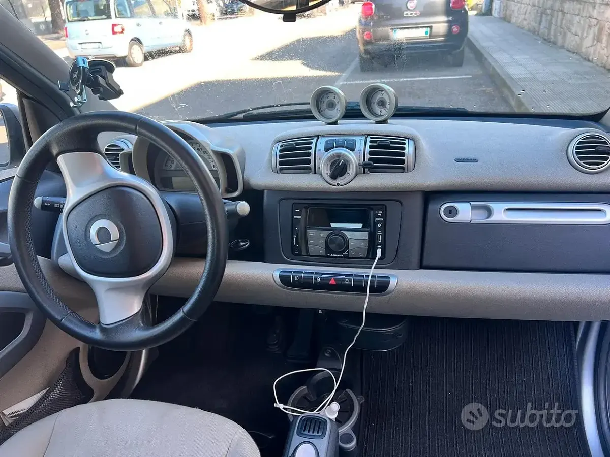 Usata Smart ForTwo Coupé 54 CV (39 kW) 2011 Bianco Coupé