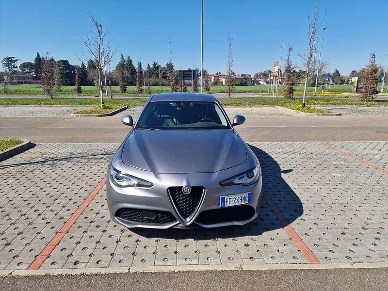 Usata Alfa Romeo Giulia Veloce 211 CV (155 kW) 2017 Berlina