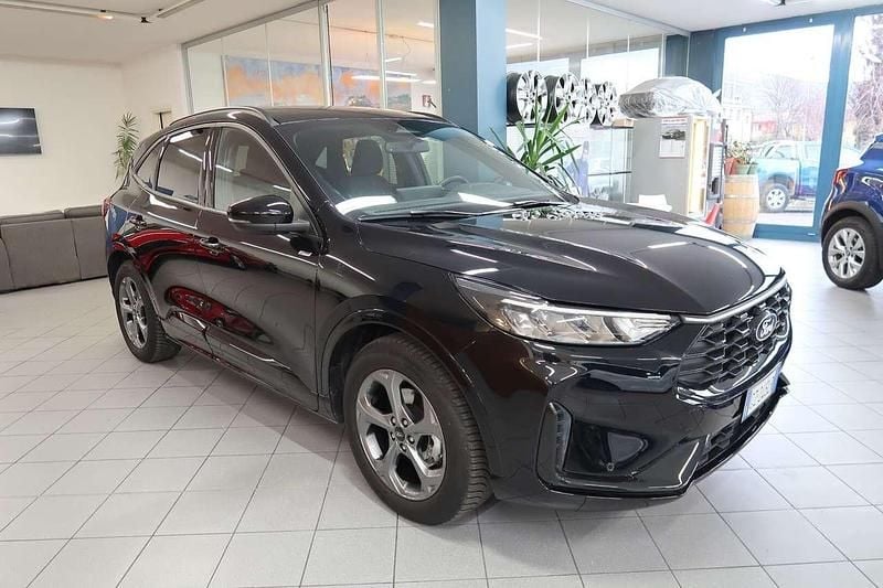 Usata Ford Kuga ST-Line 151 CV (111 kW) 2025 Grigio SUV