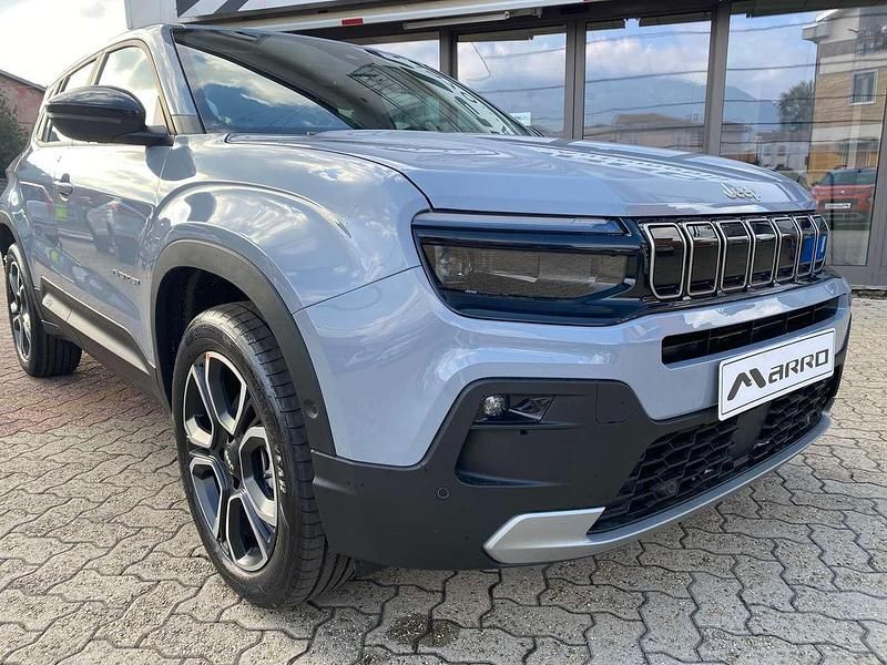 Usata Jeep Avenger Summit 101 CV (74 kW) 2024 Bronzo SUV