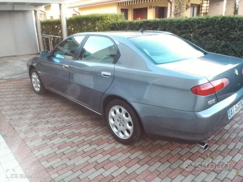 Usata Alfa Romeo 166 150 CV (110 kW) 2001 Berlina
