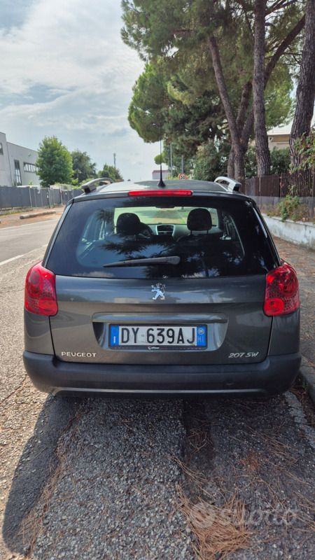Usata Peugeot 207 95 CV (69 kW) 2009 Grigio Station wagon