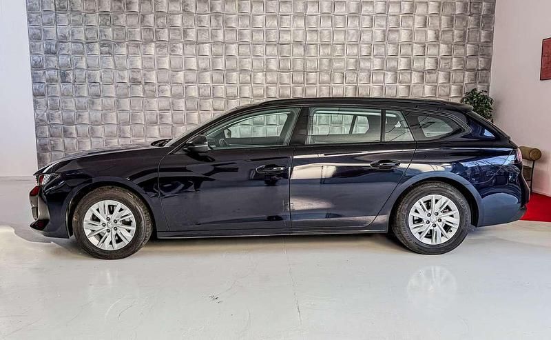 Usata Peugeot 508 SW Allure 131 CV (96 kW) 2022 Blu/azzurro Station wagon