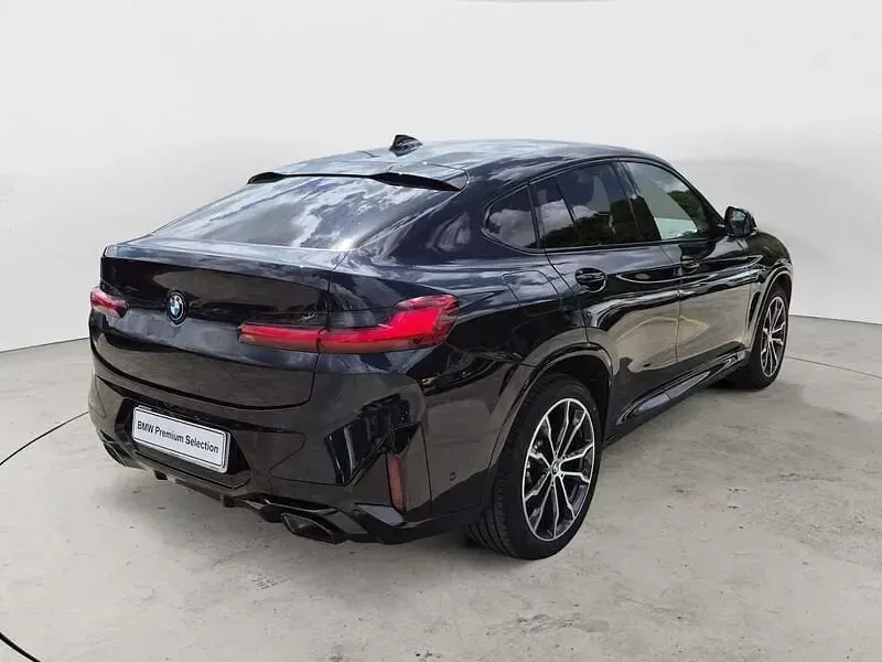 Usata BMW X4 M Sport 190 CV (139 kW) 2024 Nero SUV