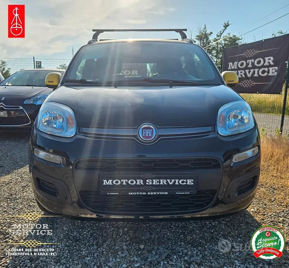 Usata Fiat Panda Lounge 69 CV (50 kW) 2016 Nero Utilitaria