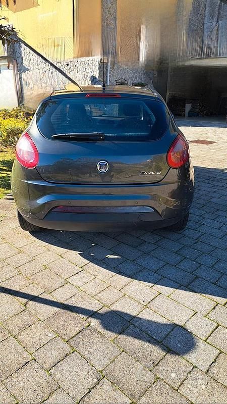 Usata Fiat 1600 110 CV (80 kW) 2008 Grigio Berlina