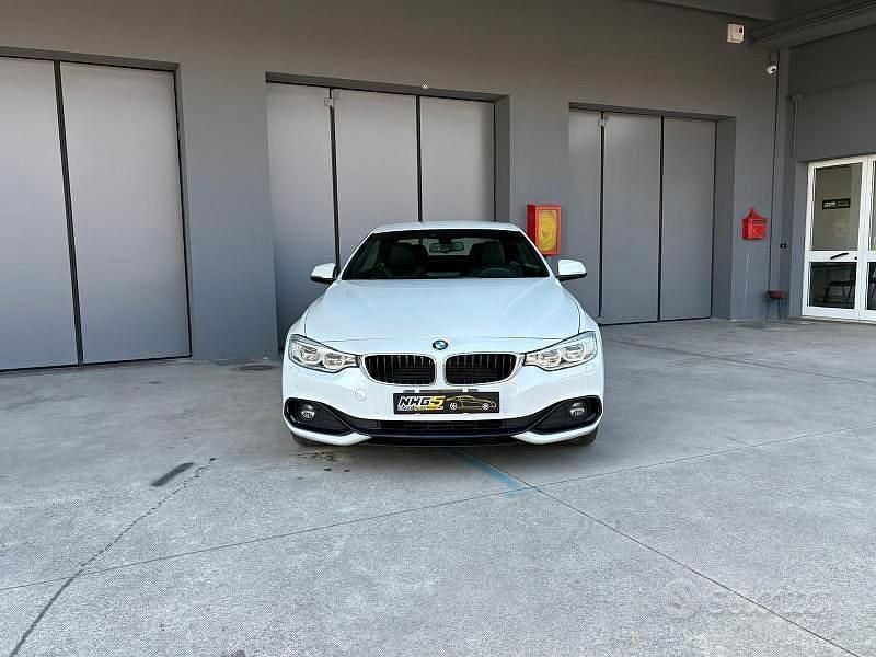 Usata BMW 420 Sport Line 184 CV (135 kW) 2015 Bianco Cabrio