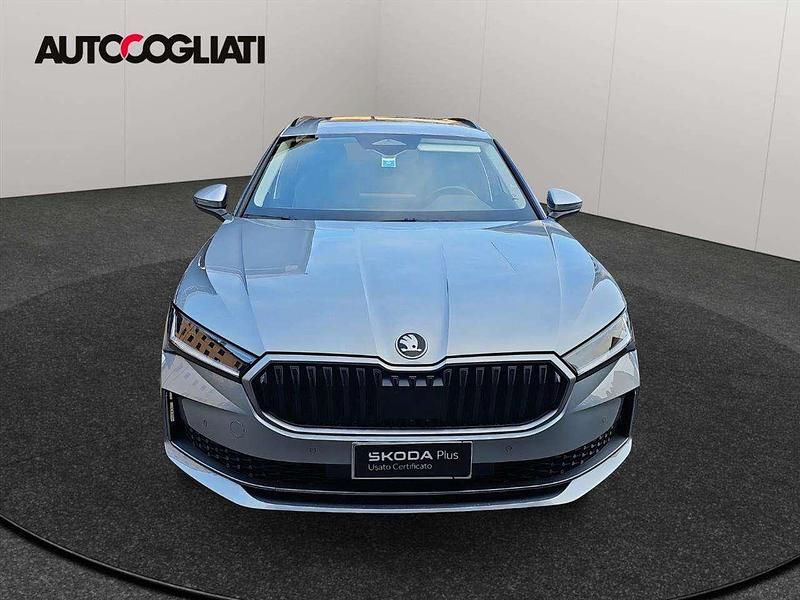 Usata Skoda Superb Selection 150 CV (110 kW) 2025 Argento pebble metallizzato Station wagon