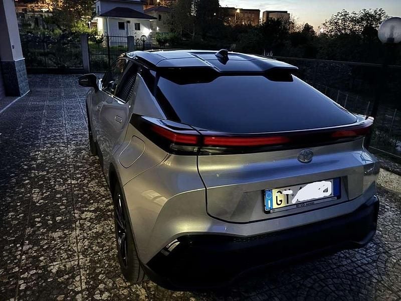Usata Toyota C-HR Lounge 223 CV (164 kW) 2025 Argento SUV